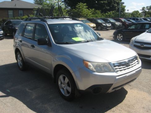 Used 2012 Subaru Forester 2.5X image 3