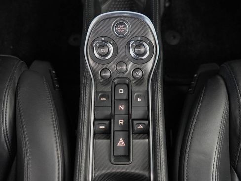 Used 2020 McLaren 570S image 75