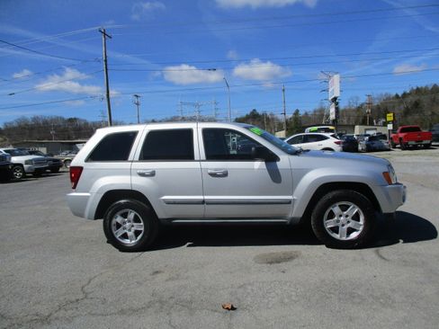 Used 2007 Jeep Grand Cherokee Laredo image 5