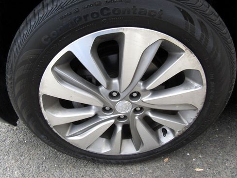 Used 2020 Buick Encore Preferred image 13