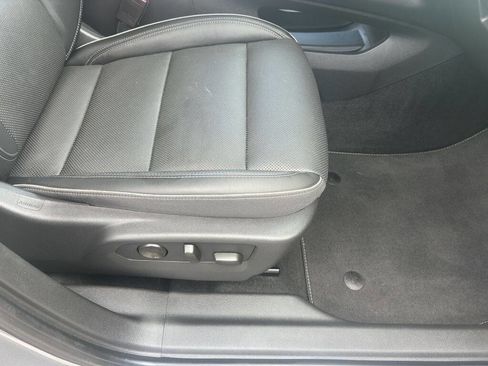 Used 2021 Buick Envision Essence image 27