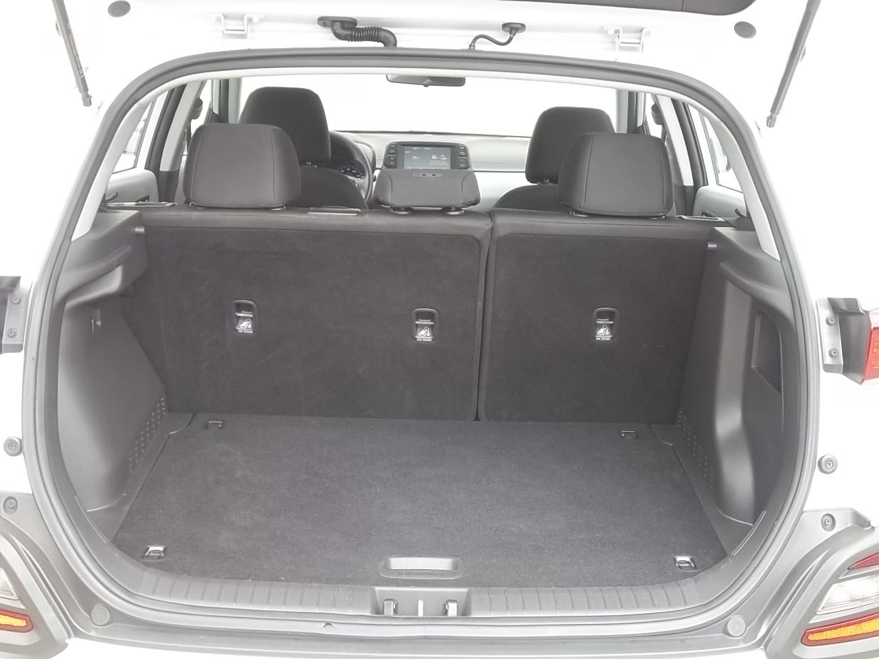 Used 2021 Hyundai Kona AWD SE image 11