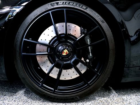 Used 2024 Porsche 911 Carrera GTS image 38