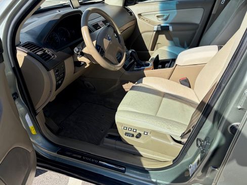 Used 2008 Volvo XC90 AWD 3.2 w/ 3rd Row image 9