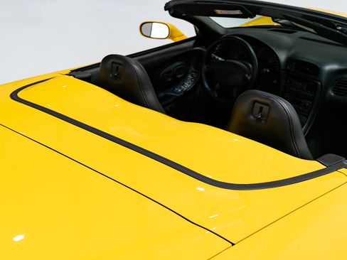 Used 2002 Chevrolet Corvette image 49