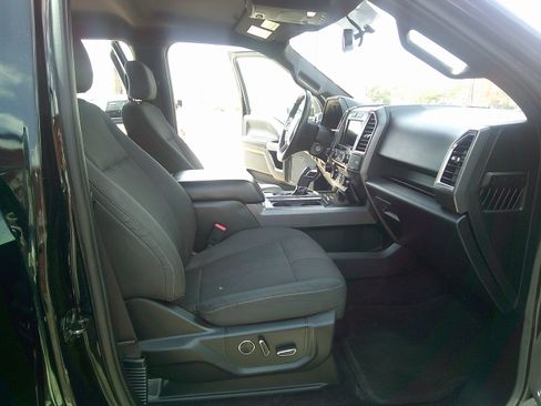 Used 2016 Ford F150 XLT image 9
