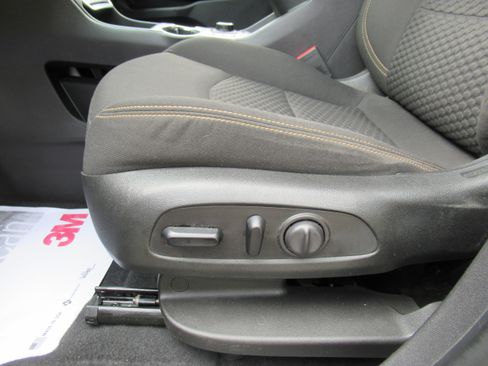 Used 2021 GMC Terrain AWD SLE image 26