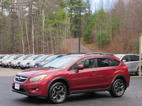 Used 2014 Subaru XV Crosstrek 2.0i Limited image 2