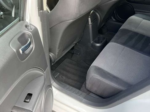Used 2011 Dodge Caliber Mainstreet FWD image 10