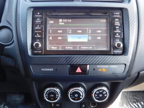 Used 2018 Mitsubishi Outlander Sport ES image 14