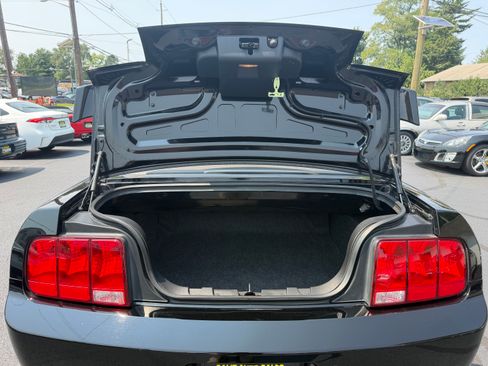 Used 2007 Ford Mustang GT Convertible RWD image 33