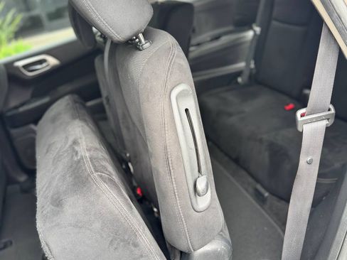 Used 2015 Nissan Pathfinder 4WD image 19