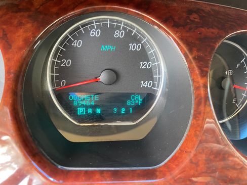 Used 2006 Buick Lucerne CX image 9