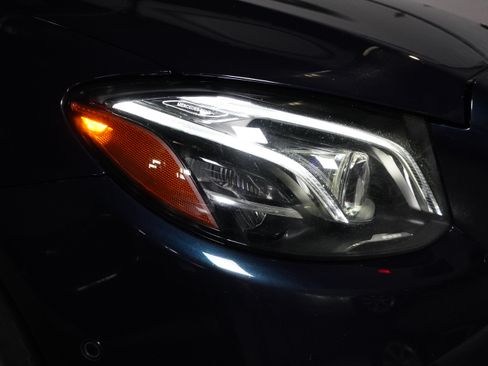 Used 2018 Mercedes-Benz E 300 image 5