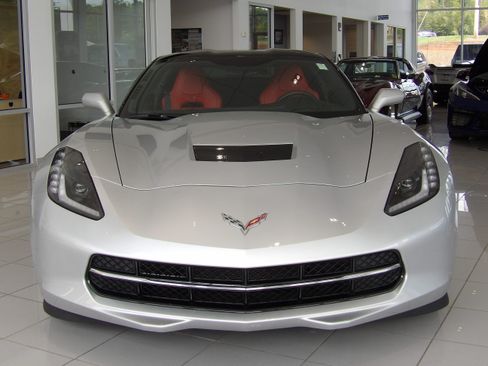 Used 2015 Chevrolet Corvette Stingray 2LT image 6