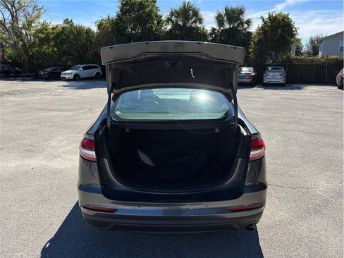 Used 2020 Ford Fusion SE image 42