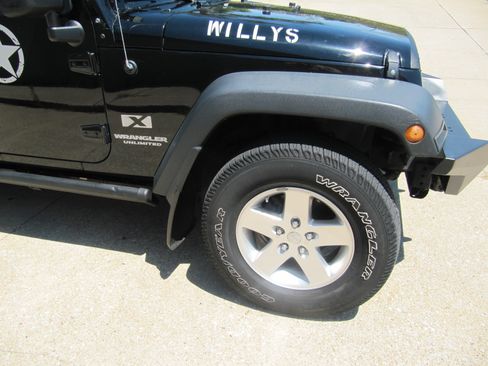 Used 2009 Jeep Wrangler 4WD Unlimited X image 42