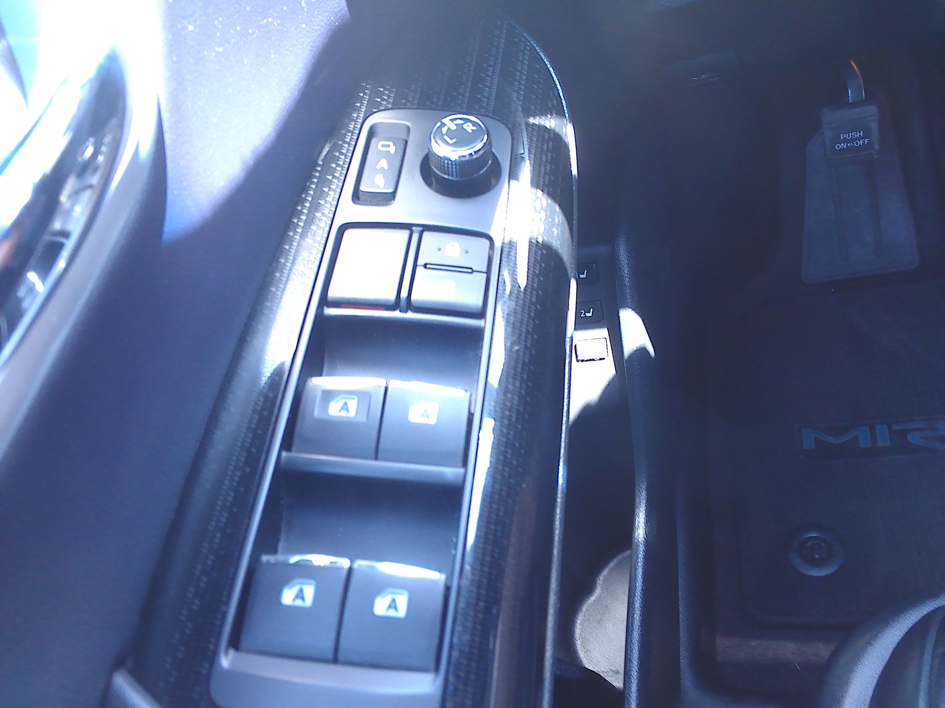 Used 2017 Toyota Mirai FWD image 23