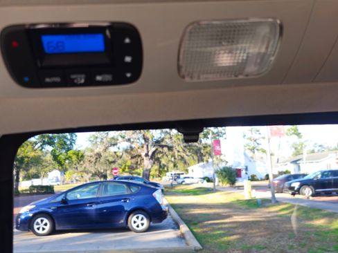 Used 2011 Honda Odyssey EX-L image 33