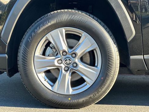 Used 2023 Toyota RAV4 LE image 28