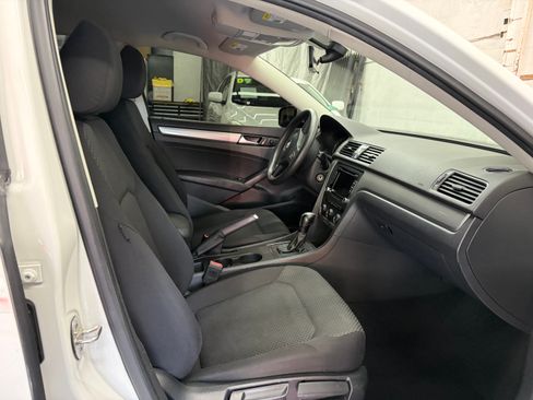 Used 2015 Volkswagen Passat 1.8T FWD image 15