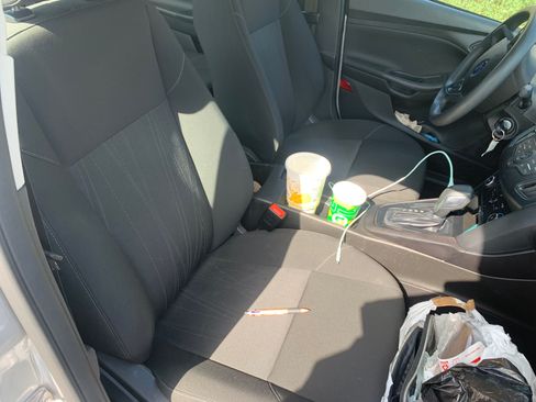 Used 2015 Ford Focus S image 8