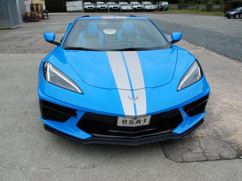 Used 2021 Chevrolet Corvette Stingray Premium Conv w/ 3LT RWD image 2