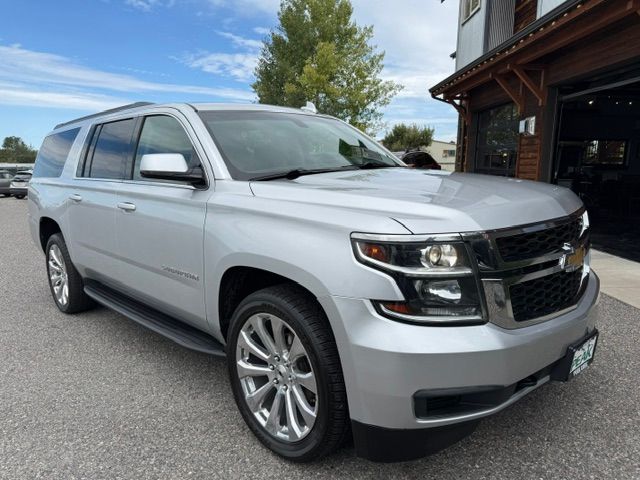 Used 2020 Chevrolet Suburban 4WD image 7