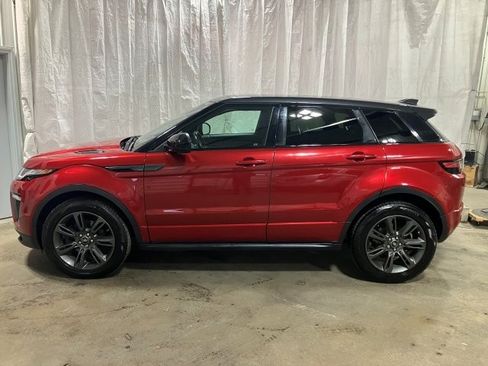 Used 2019 Land Rover Range Rover Evoque Landmark Edition image 4