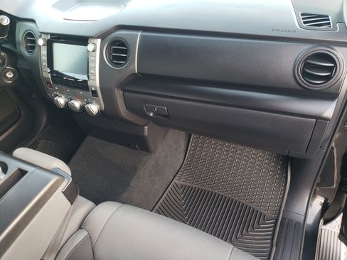 Used 2020 Toyota Tundra SR image 17