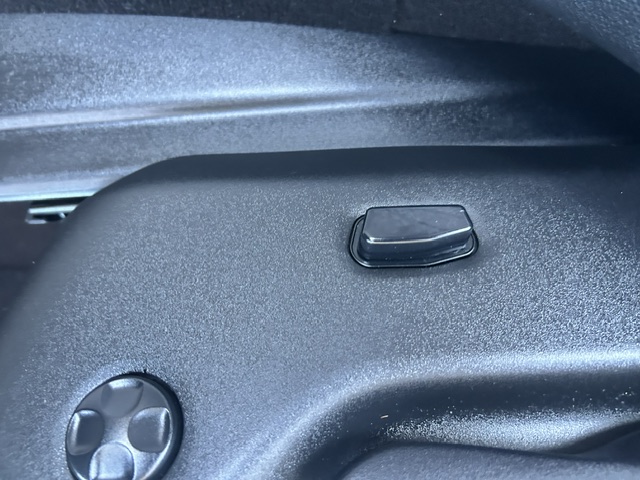 Used 2020 Dodge Durango 2WD GT image 28