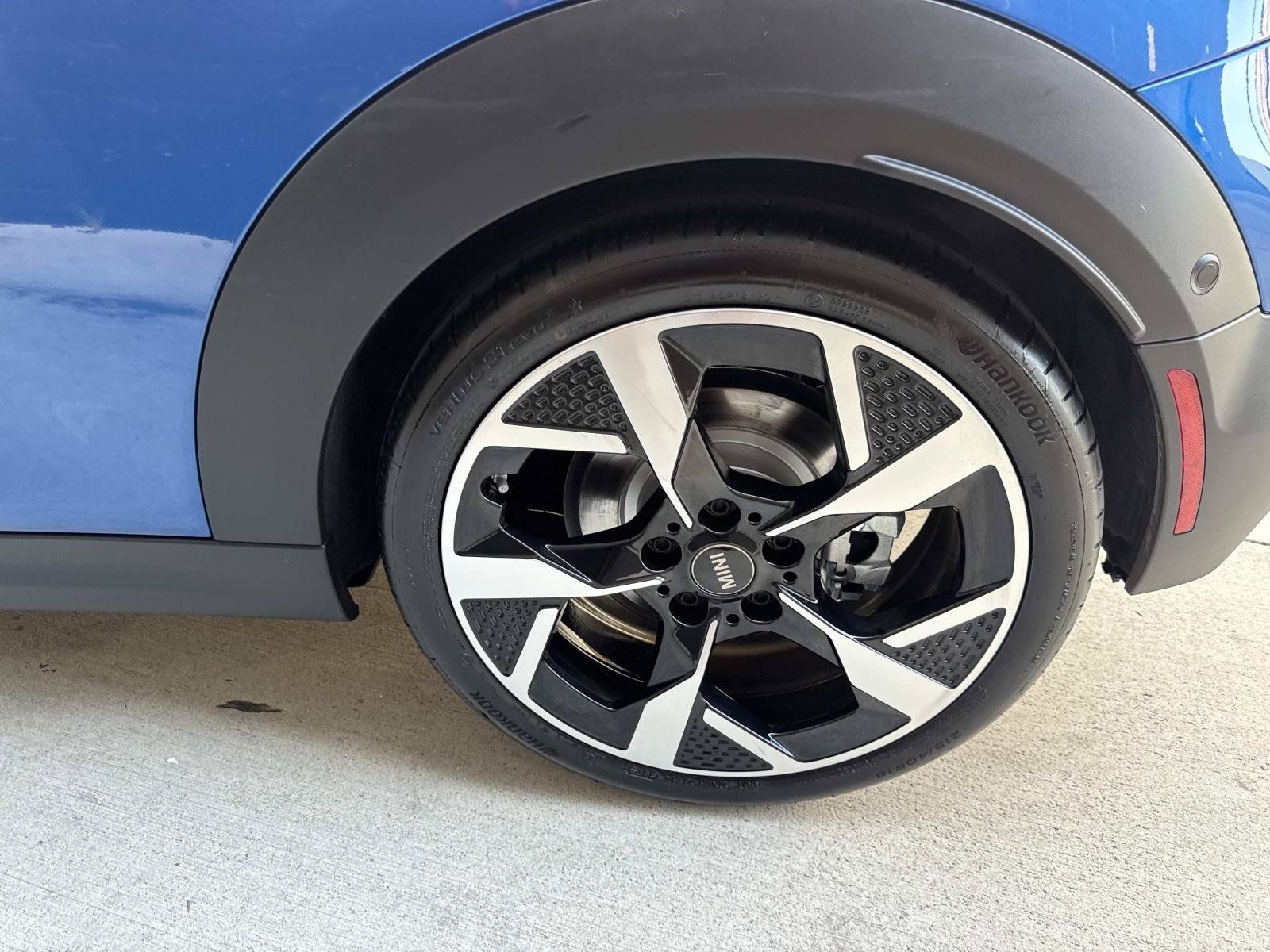 Used 2025 MINI Cooper S FWD image 6