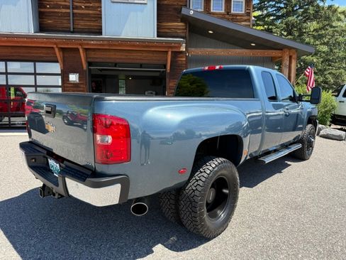 Used 2011 Chevrolet Silverado 3500 4x4 Extended Cab LTZ image 6