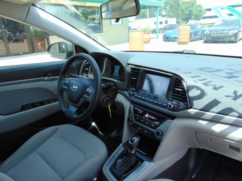 Used 2018 Hyundai Elantra SEL image 27