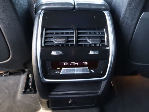 Used 2019 BMW X5 xDrive40i AWD/4WD image 18