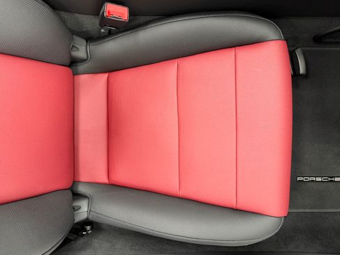 Used 2025 Porsche 718 Boxster S image 29