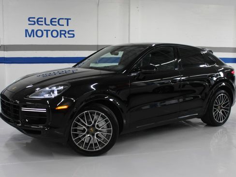 Used 2020 Porsche Cayenne Turbo Coupe AWD/4WD image 1
