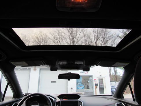 Used 2022 Subaru Impreza 2.0i Sport image 31