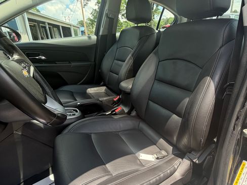 Used 2013 Chevrolet Cruze LT FWD image 10