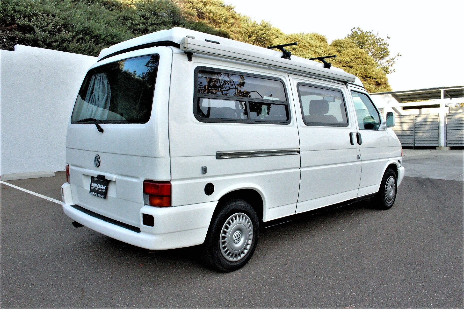 Used 1997 Volkswagen Eurovan Camper FWD image 10