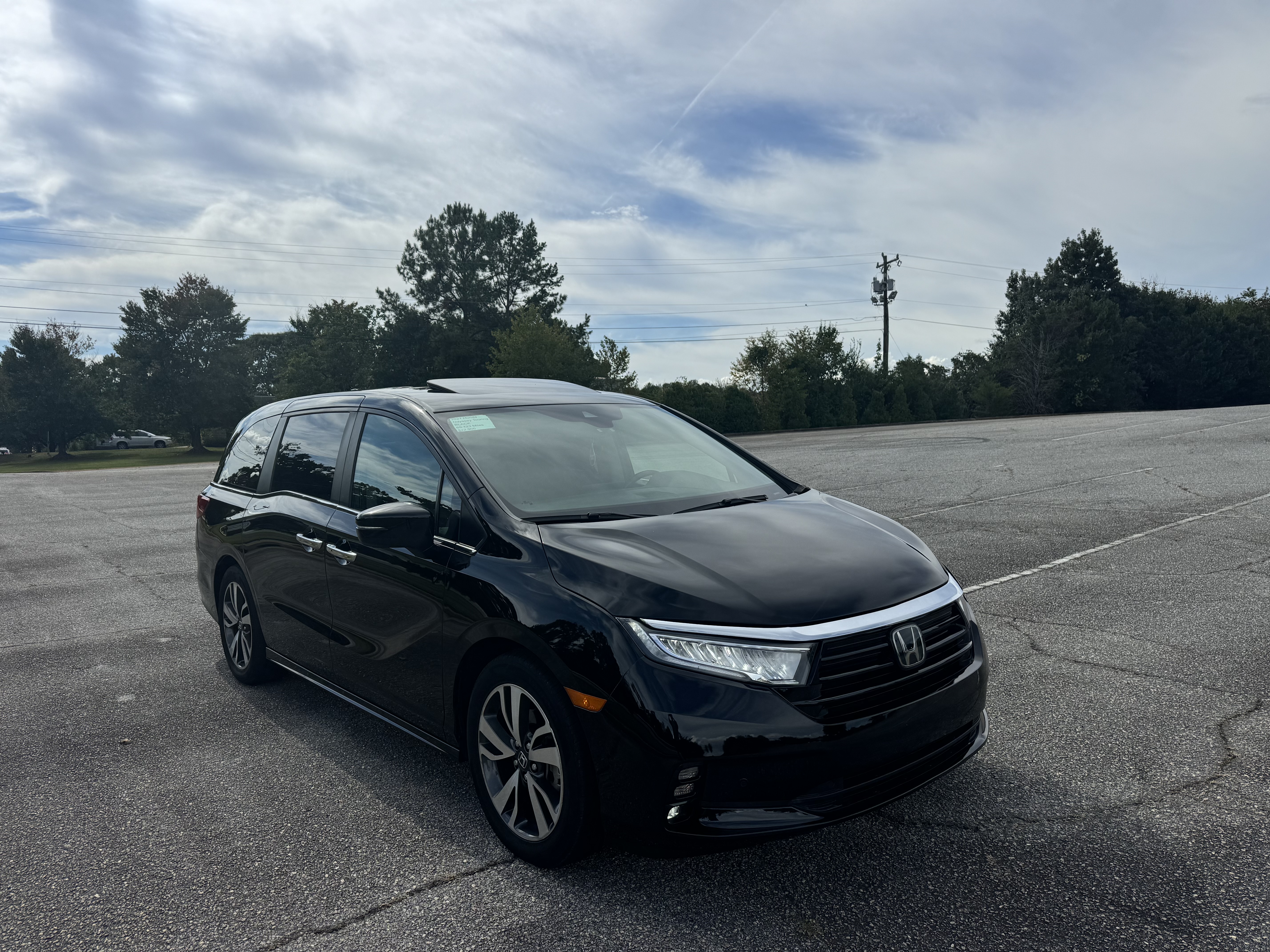 Used 2021 Honda Odyssey Touring image 1