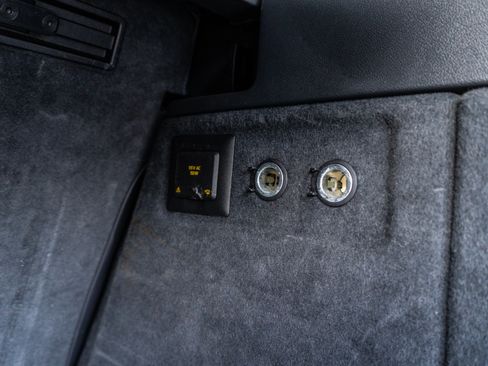 Used 2006 Volkswagen Touareg V10 TDI image 44