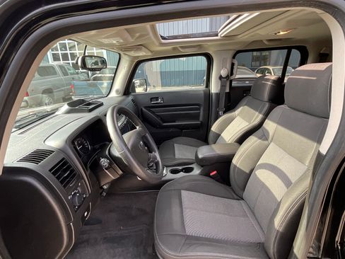 Used 2007 HUMMER H3 AWD/4WD image 10