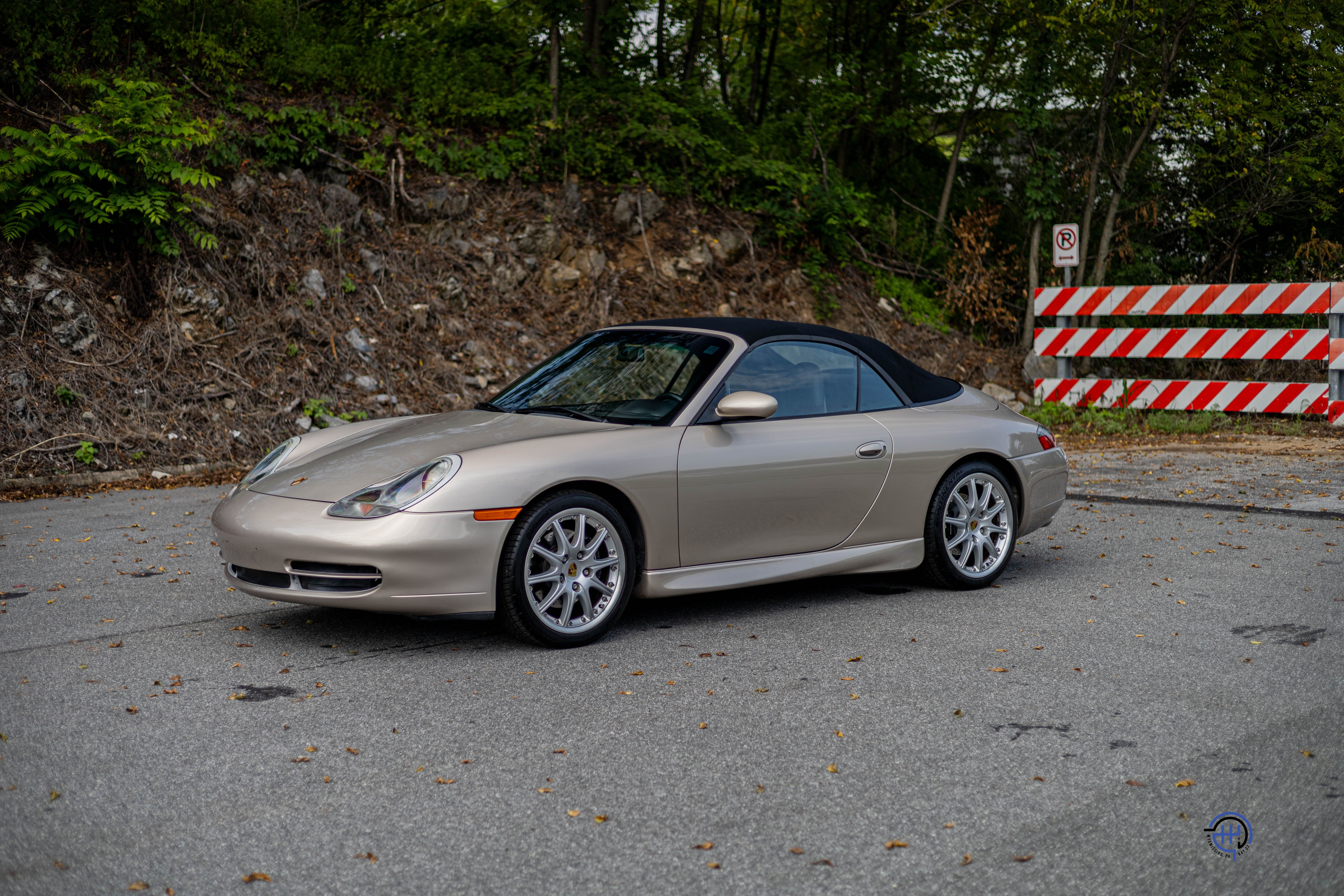 Used 2000 Porsche 911 Carrera Cabriolet RWD image 6
