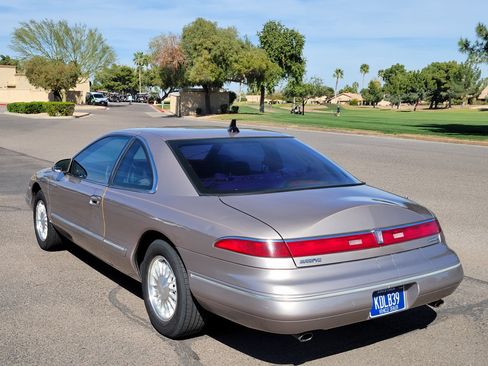 Used 1995 Lincoln Mark VIII image 6