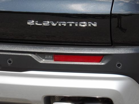 Used 2026 GMC Acadia FWD Elevation image 10