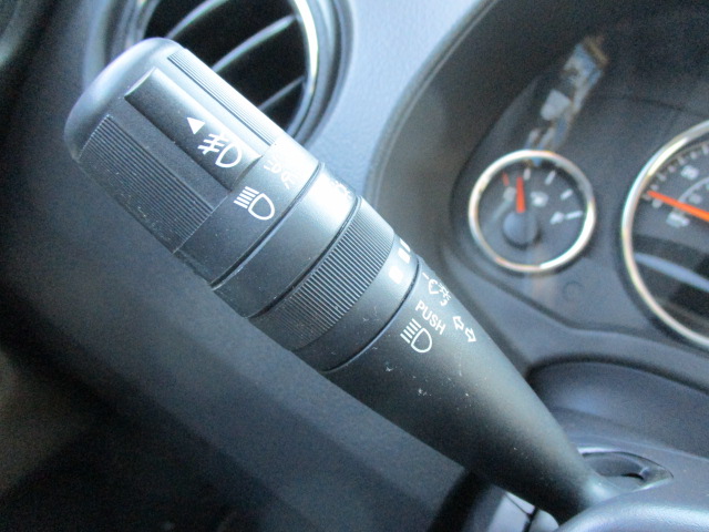 Used 2015 Jeep Compass 4WD Latitude image 52