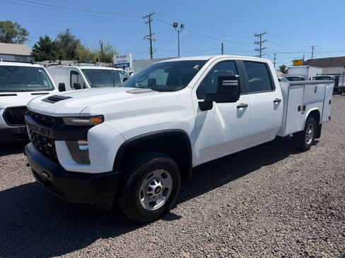 Used 2021 Chevrolet Silverado 2500 2WD Crew Cab W/T image 1