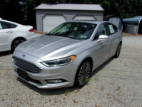 Used 2018 Ford Fusion AWD image 3