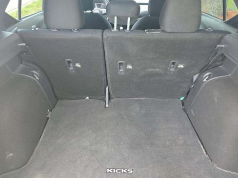 Used 2024 Nissan Kicks S FWD image 7